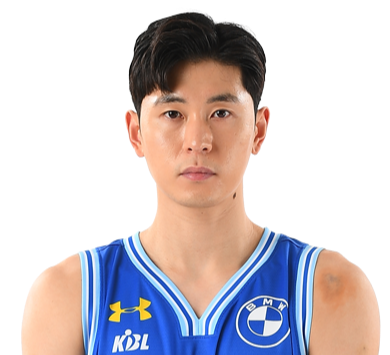 https://img.saishiba.com/img/basketball/player/cd9444643be6211df5b5c30d6ee7f1e2.png